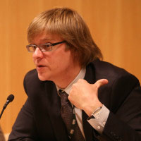 Dubrovsky-presentation-photo-cropped-200×200.jpg